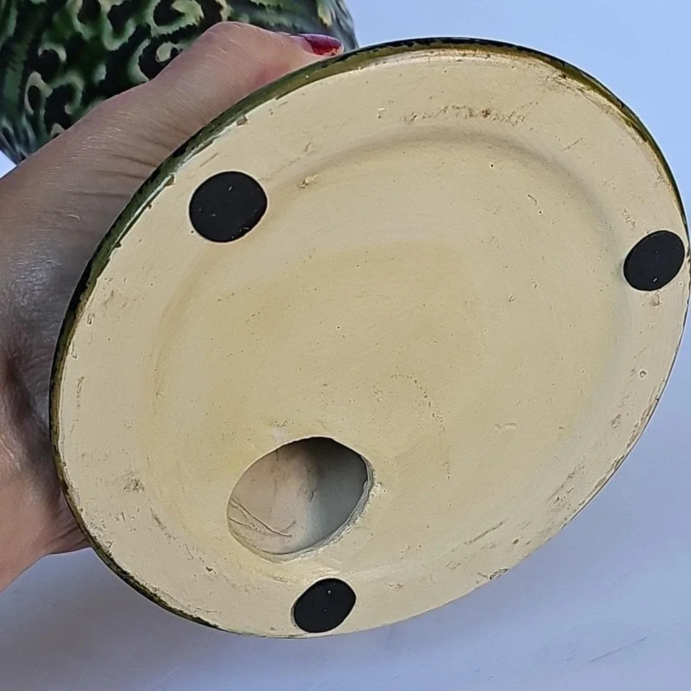 Vintage Pier 1 Ceramic Avocado Green Embossed 13